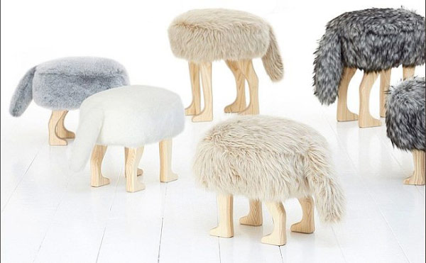 ĄӣAnimal Stool